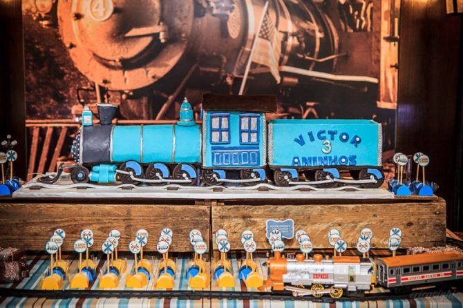 Aniversário de três aninhos do Victor, com decoração no tema Estação de Trem Antiga. Evento fotografado dia 25.10.2014. Fotos por éricavighi