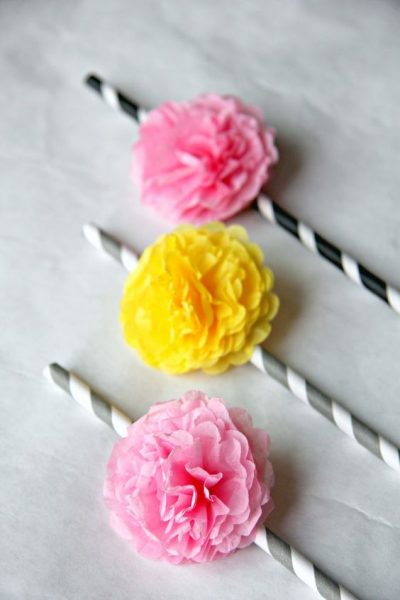 decoracao-com-pompons-de-papel