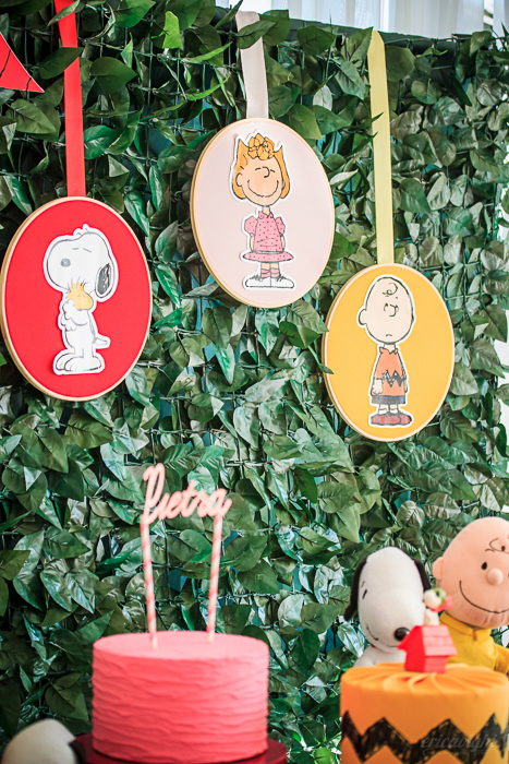 Decoração da festa de um aninho da Pietra, com o tema Snoopy, feita com o maior carinho pela Up Arts Ateliê de Festas! Registrado dia 26.06.2016, por éricavighifoto!