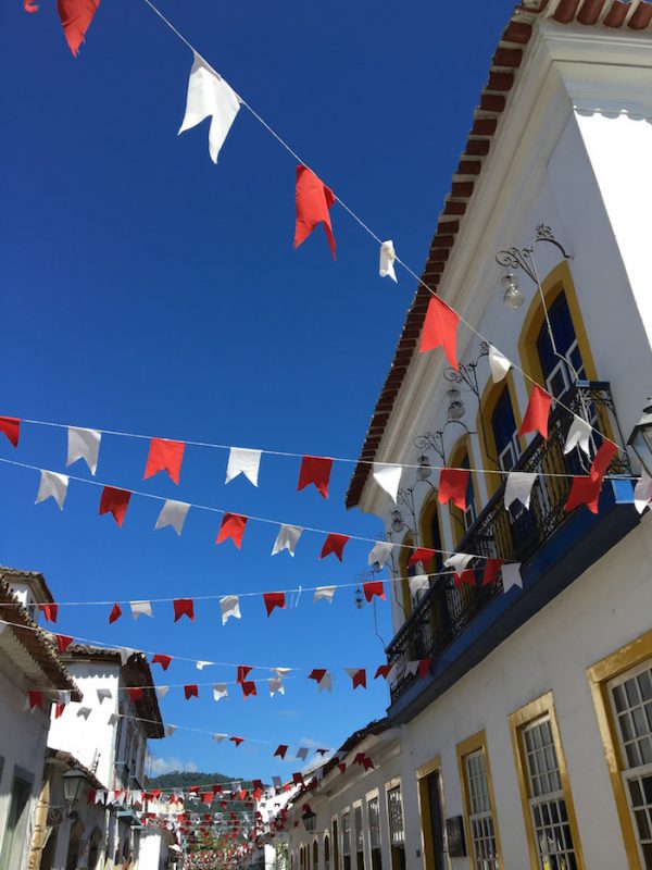 Paraty com crianças