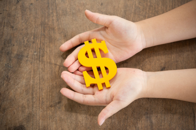 dicas para economizar no mês das crianças