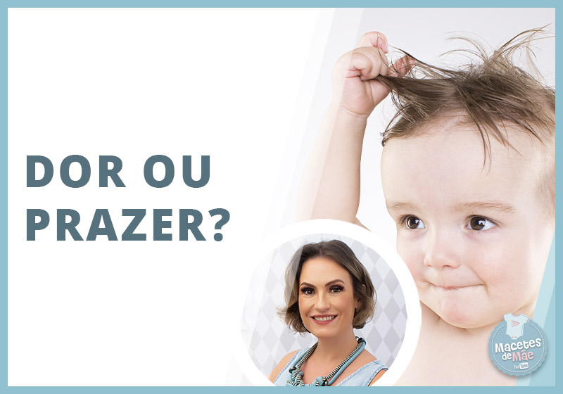 bebê puxa o cabelo e as orelhas